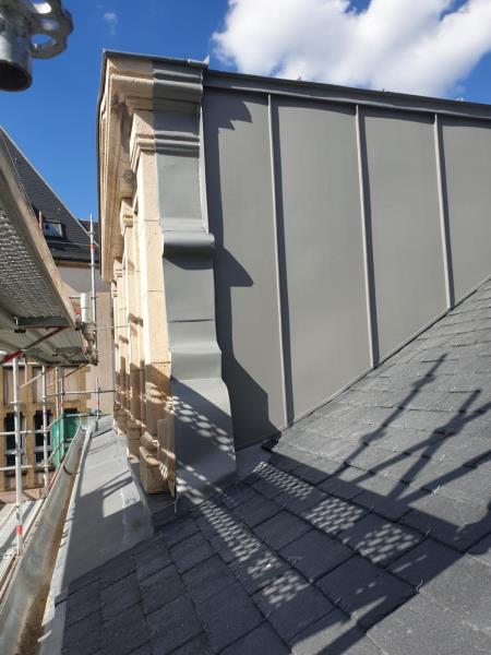 Image 1 : Toiture bâtiment à Esch-sur-Alzette : Vaz Toitures Sàrl