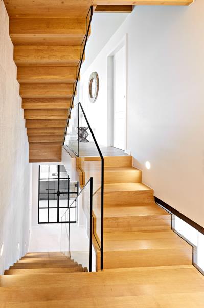 Image 7 : Escaliers à Wecker : TS CONCEPT Sàrl -Treppen & Interior Design Schiebetueren