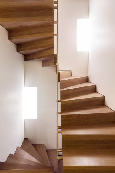 Image 9 : Escaliers à Wecker : TS CONCEPT Sàrl -Treppen & Interior Design Schiebetueren