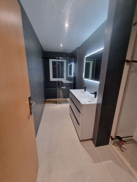 Image 2 : Sanitaire à Bertrange : Lux Salle de Bain Sàrl