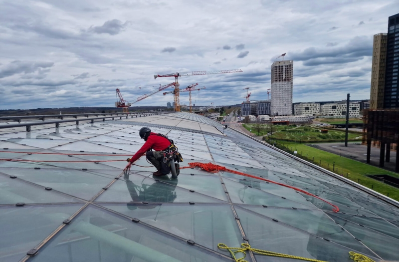 Image 2 : Travaux en hauteur à Garnich : Luxlines