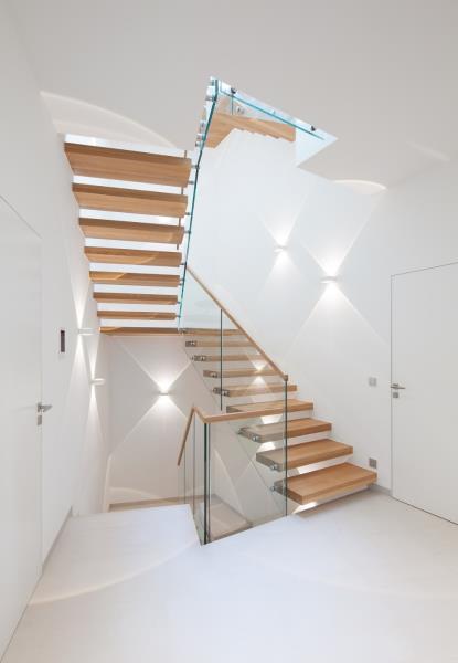 Image 16 : Escaliers à Wecker : TS CONCEPT Sàrl -Treppen & Interior Design Schiebetueren