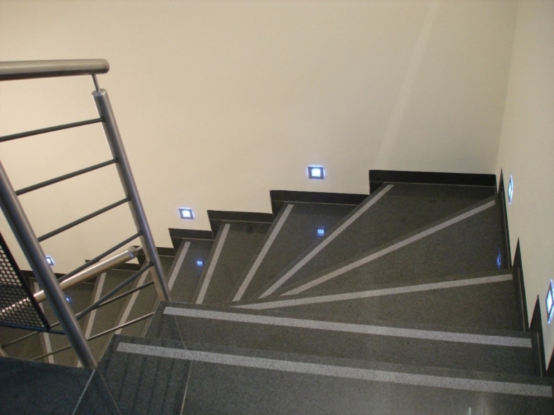 Image 1 : Entrepreneur en bâtiment à Senningerberg : Cialux Construction Sàrl