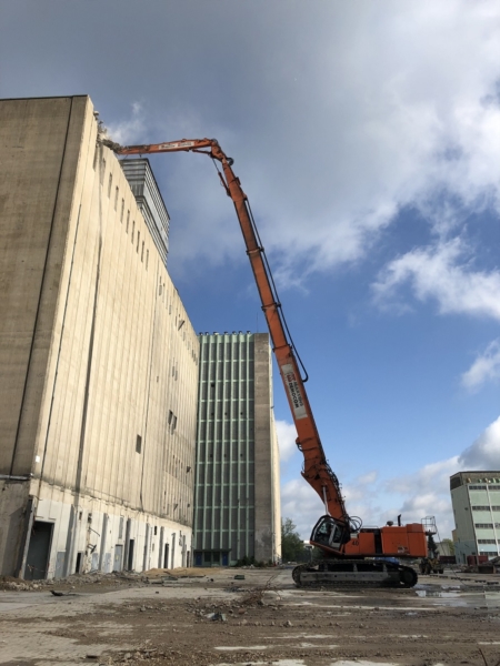 Image 1 : Entrepreneur en bâtiment à Senningerberg : Baatz Constructions Exploitation Sàrl
