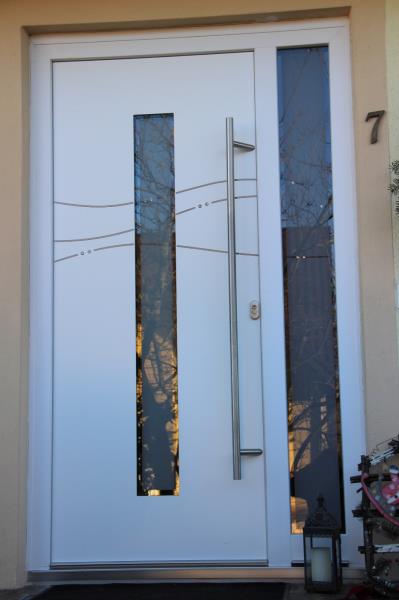 Image 7 : Porte d'entrée maison à Pétange : Art - Concept & Menuiserie