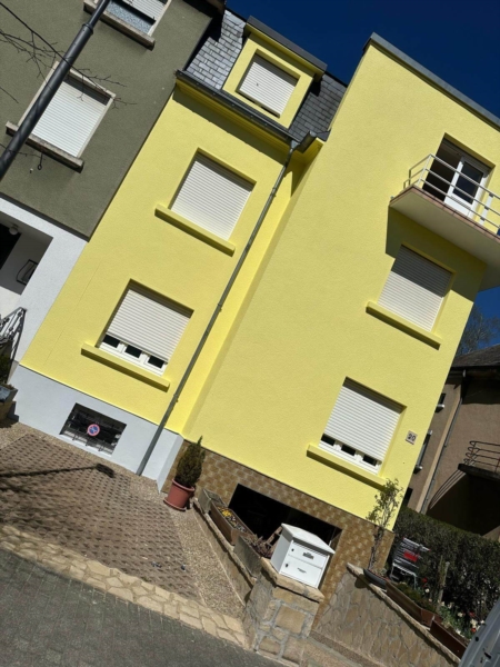 Image 9 : Escalier et garde-corps à Pontpierre : Marien Djimmy - Couvreur, toiture & démoussage Luxembourg