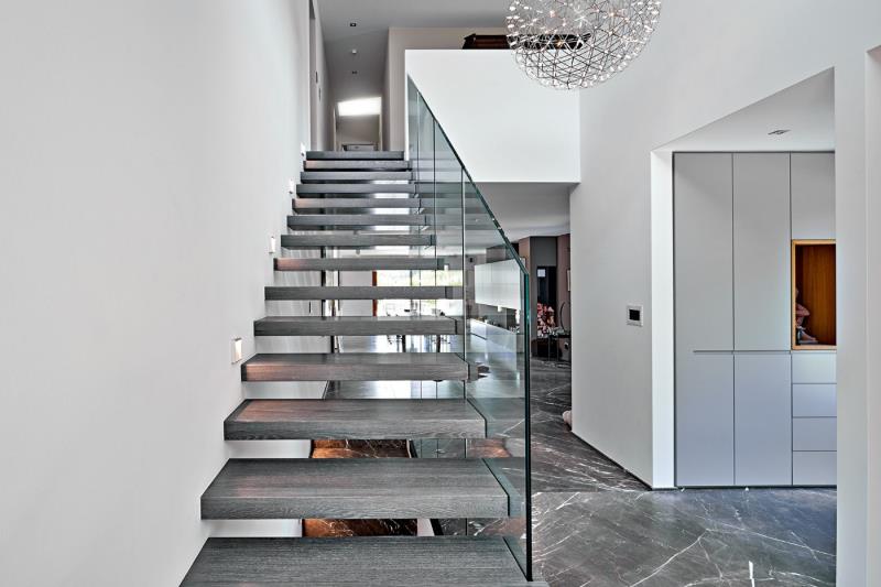 Image 28 : Escaliers à Wecker : TS CONCEPT Sàrl -Treppen & Interior Design Schiebetueren