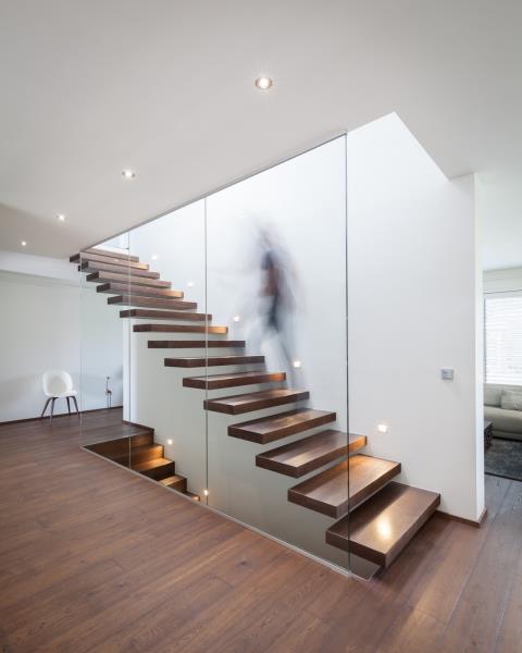 Image 33 : Escaliers à Wecker : TS CONCEPT Sàrl -Treppen & Interior Design Schiebetueren