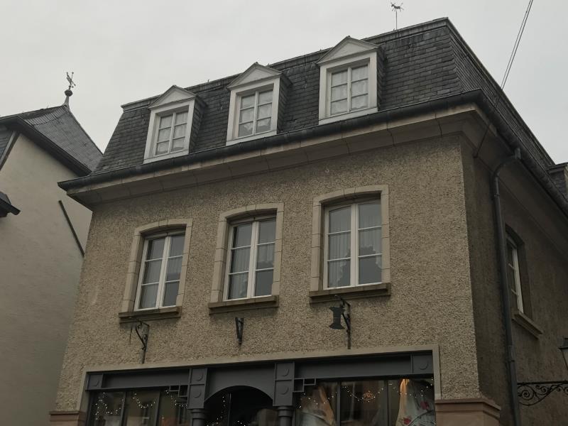 Image 10 : Escalier et garde-corps à Diekirch : Toitures Käppeli Succ. Pilici A. Sàrl