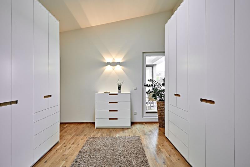 Image 44 : Escaliers à Wecker : TS CONCEPT Sàrl -Treppen & Interior Design Schiebetueren