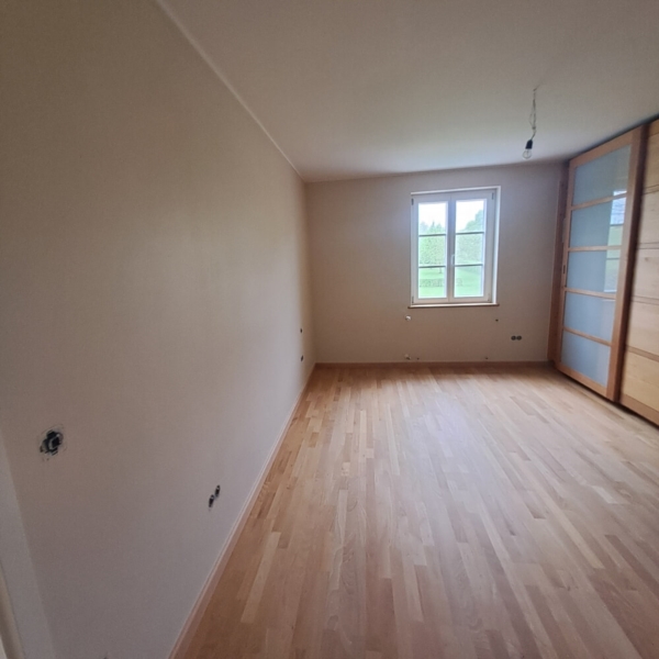 Image 11 : Peinture et habillage mural à Esch-sur-Alzette : MSD Peintures et Facades