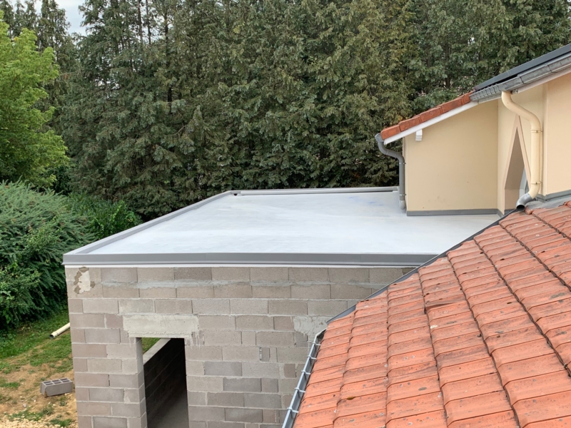 Image 12 : Toiture bâtiment à Pétange : Toitures Antoniotti SA