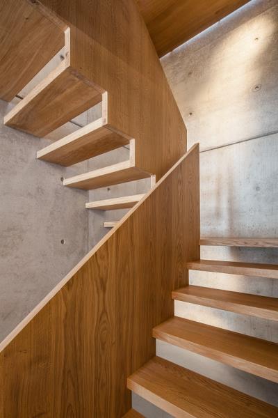 Image 50 : Escaliers à Wecker : TS CONCEPT Sàrl -Treppen & Interior Design Schiebetueren
