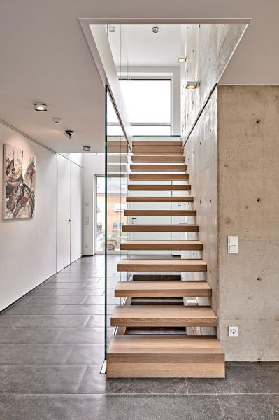 Image 52 : Escaliers à Wecker : TS CONCEPT Sàrl -Treppen & Interior Design Schiebetueren