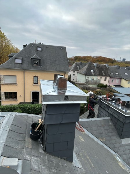 Image 14 : Escalier et garde-corps à Esch-sur-Alzette : Den Daach Bauer SARLS