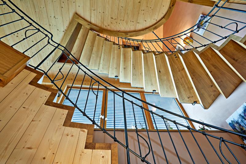 Image 56 : Escaliers à Wecker : TS CONCEPT Sàrl -Treppen & Interior Design Schiebetueren