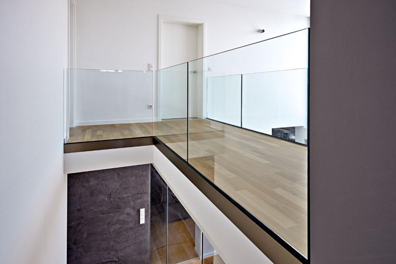 Image 58 : Escaliers à Wecker : TS CONCEPT Sàrl -Treppen & Interior Design Schiebetueren