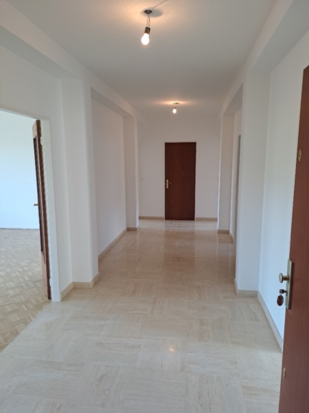 Image 14 : Peinture et habillage mural à Esch-sur-Alzette : MSD Peintures et Facades