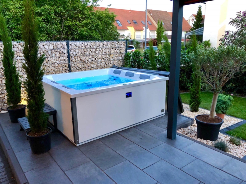 Image 13 : Installation de spa à Bascharage : LetzSpa Jacuzzi® & Swim Spa