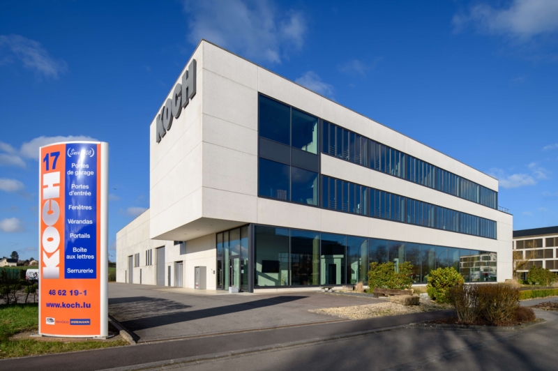 Image 4 : Porte pour garage à Leudelange : Koch (Ateliers)