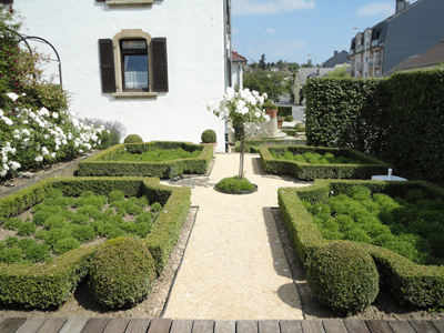 Image 3 : Jardin et espace vert à Leudelange : Arts & Nature