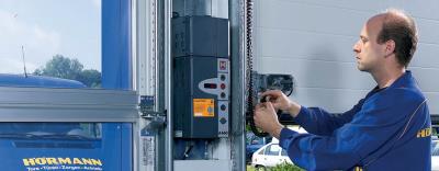Image 8 : Porte pour garage à Leudelange : Koch (Ateliers)