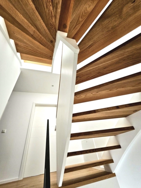 Image 60 : Escaliers à Wecker : TS CONCEPT Sàrl -Treppen & Interior Design Schiebetueren