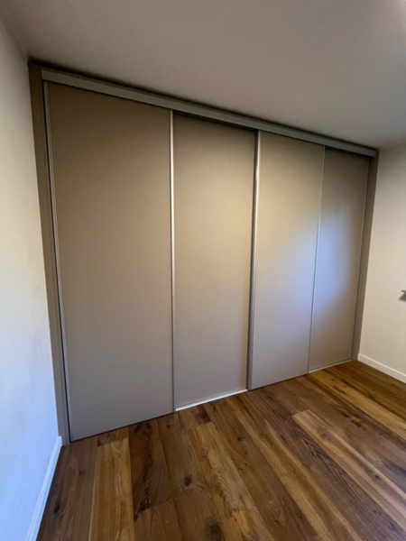 Image 11 : Assemblage de mobilier à Baschleiden : BG Multi-montage