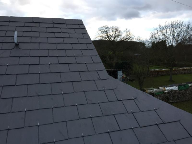 Image 6 : Toiture bâtiment à Clervaux : Isospan Sàrl