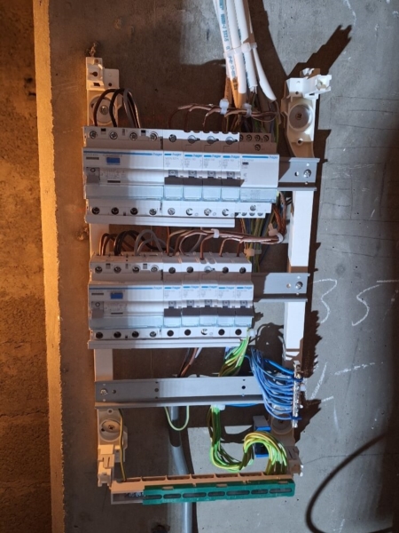 Image 17 : Electricien à Woippy : MB électricité & Électricien - Metz -Thionville - Luxembourg