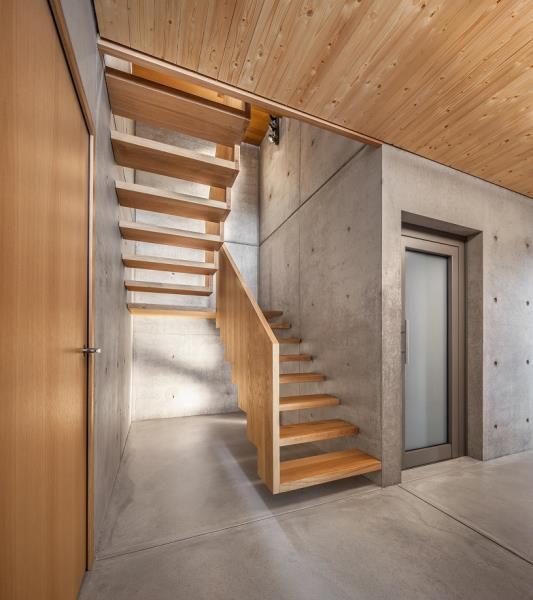 Image 81 : Escaliers à Wecker : TS CONCEPT Sàrl -Treppen & Interior Design Schiebetueren