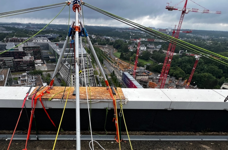 Image 7 : Travaux en hauteur à Garnich : Luxlines