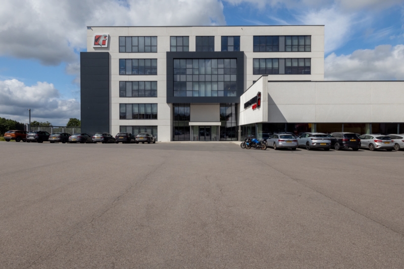 Image 8 : Bâtiment industriel à Esch-sur-Alzette : Willy Naessens Luxembourg SA